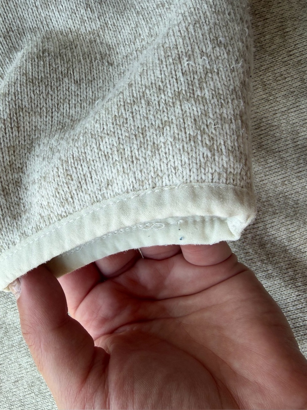 Fleece pullover - Picture 6 of 6